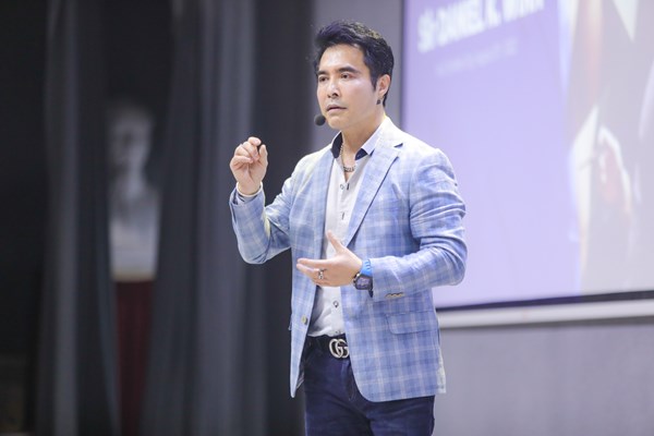 Sinh viên tọa đàm về nghệ thuật với chuyên gia quốc tế - Anh 1