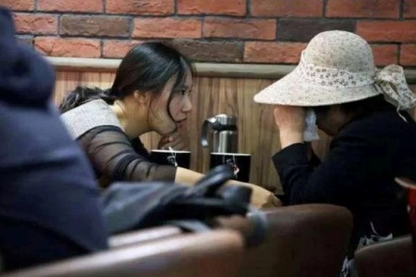 “Đánh ghen văn minh” ở Trung Quốc - Anh 1