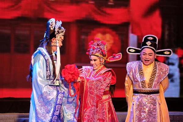 Cải lương tính chuyện lâu dài - Anh 1
