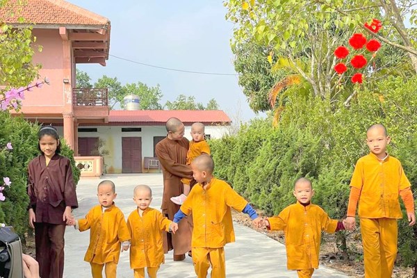 Chuyện về sư cô cưu mang những mảnh đời bất hạnh - Anh 1