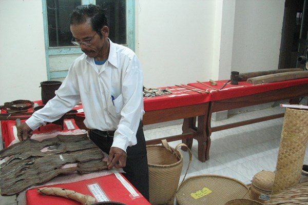 Trọn đời níu giữ hồn của núi! - Anh 1