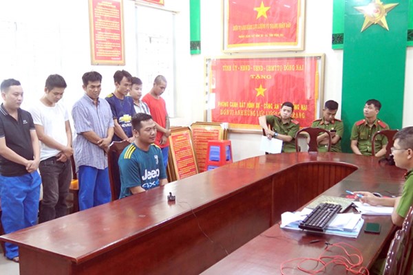 Tích cực xử lý vấn đề người Việt bị lừa đảo lao động ở Campuchia - Anh 1