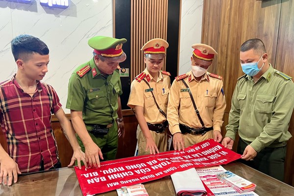 Hà Nội: Tăng cường tuyên truyền phòng, chống tác hại của rượu, bia trước dịp nghỉ lễ 2.9 - Anh 1