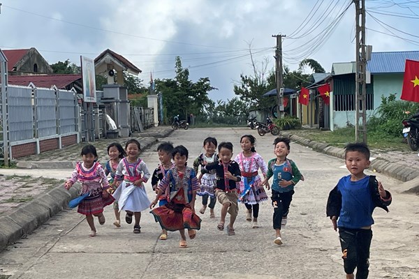 Rộn ràng... đường đến trường! - Anh 2