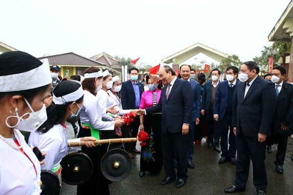 Làng Văn hóa - Du lịch các dân tộc Việt Nam:  Để thực sự là “địa chỉ đỏ” - Anh 1
