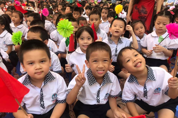 Các cơ sở giáo dục phải công khai các khoản thu chi và đảm bảo đủ sách giáo khoa - Anh 2
