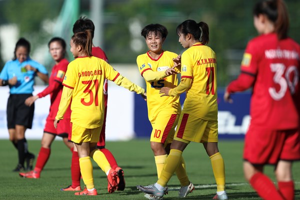 TP.HCM khởi đầu thuận lợi tại Giải bóng đá nữ VĐQG 2022 - Anh 1