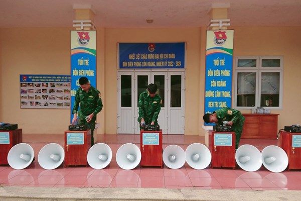 ‘Tiếng loa bản xa’ ở giữa đại ngàn Trường Sơn - Anh 1