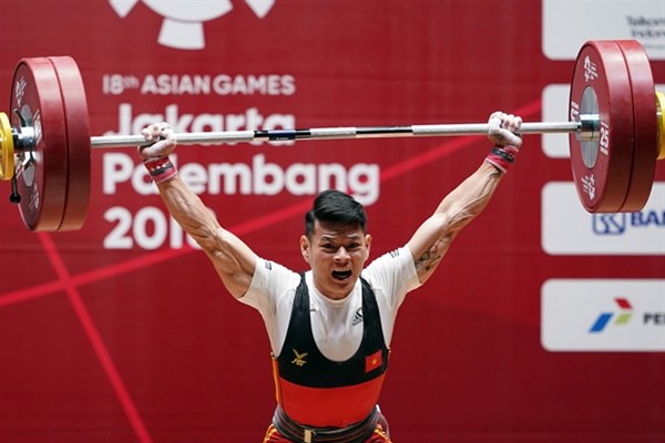 Cử tạ Việt Nam: Nhiều bài toán cần giải - Anh 1