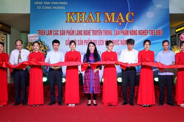 Quảng bá làng nghề truyền thống gắn với sản phẩm du lịch Vĩnh Phúc - Anh 1