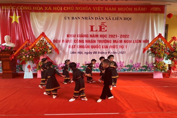 Tăng cường điều kiện bảo đảm nhu cầu đến trường của học sinh - Anh 1
