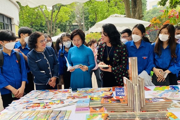 Sẵn sàng cho vòng bình chọn thứ 2 cuộc thi Giới thiệu sách trực tuyến năm 2022 - Anh 2