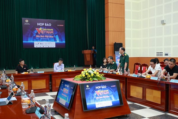 13 tập thể, cá nhân được vinh danh trong chương trình Vinh quang Việt Nam 2022 - Anh 1