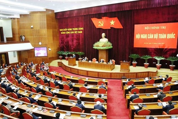 Bộ Chính trị kết luận chủ trương bố trí công tác với cán bộ bị kỷ luật - Anh 1