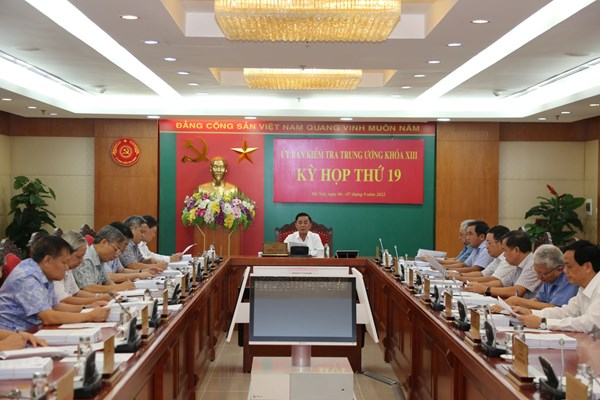 Đề nghị xem xét kỷ luật Bí thư, Chủ tịch Hải Dương - Anh 1