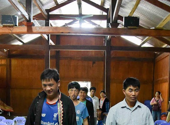 Bản vùng cao Giàng Ly Cha: Bà con không còn tin lời kẻ xấu - Anh 2