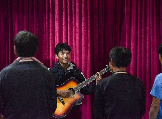 Bản vùng cao Giàng Ly Cha: Bà con không còn tin lời kẻ xấu - Anh 4