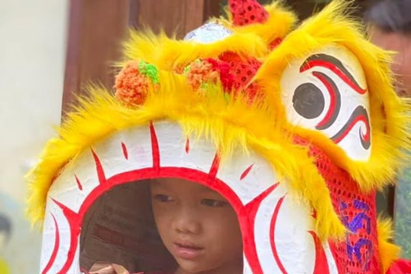 Trăng tròn yêu thương nơi vùng cao - Anh 2