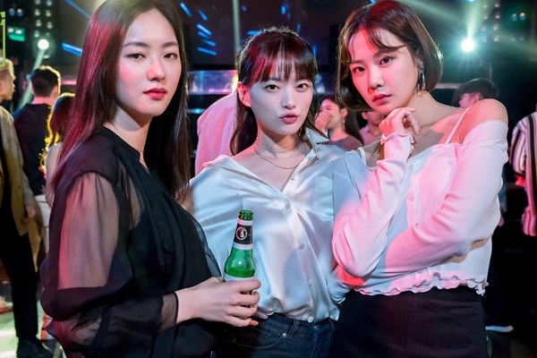 Điện ảnh Hàn Quốc dần thoát khỏi định kiến giới - Anh 1