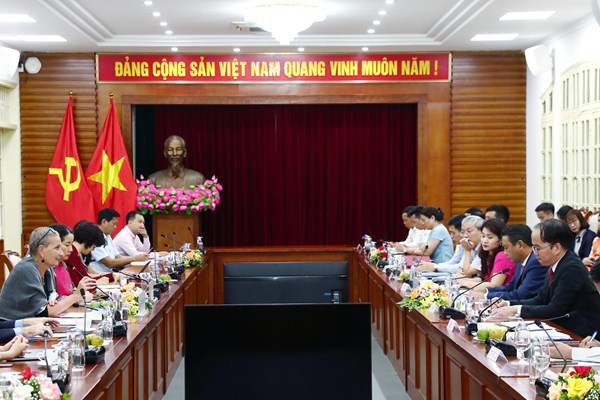 Việt Nam luôn xác định bảo tồn, phát huy di sản là nhiệm vụ cao cả - Anh 1
