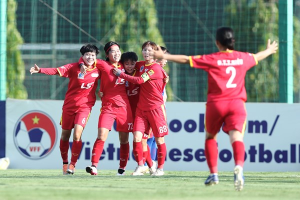 TP.HCM giành lại ngôi đầu tại Giải bóng đá nữ VĐQG 2022 - Anh 1
