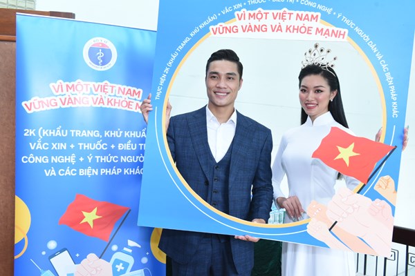 Nhạc sĩ, hoa hậu lan tỏa thông điệp 2K+ phòng, chống dịch Covid-19 - Anh 1
