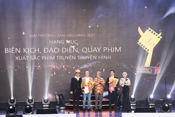Phim điện ảnh 'Đêm tối rực rỡ' đoạt giải Cánh diều vàng - Anh 4