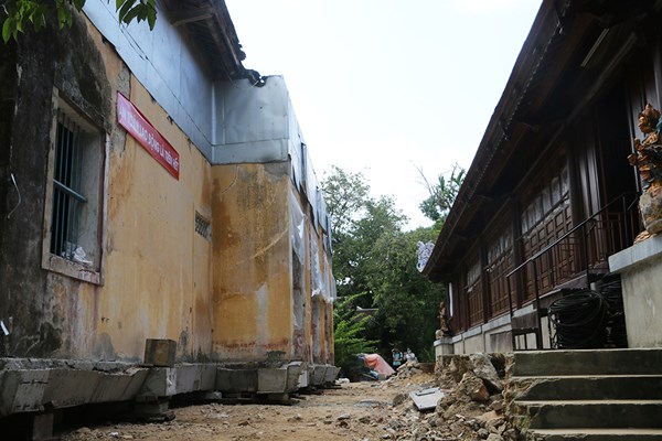 “Thần đèn” di dời chánh điện quốc tự Diệu Đế, lưu giữ bức tranh Long vân khế hội - Anh 5