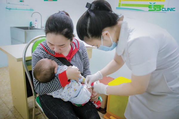 Thiếu vắc xin sản xuất trong nước vì vướng mắc thủ tục mua, bán - Anh 1