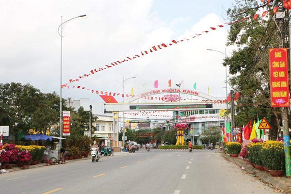 Quảng Ngãi: Hoàn thiện cơ sở hạ tầng giao thông, góp phần phát triển du lịch bền vững - Anh 4