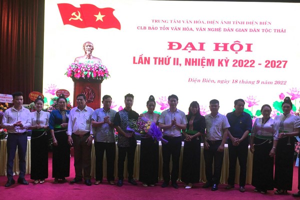 Góp phần gìn giữ, lan tỏa văn hoá truyền thống dân tộc Thái ở Điện Biên - Anh 1