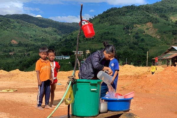 Quảng Ngãi: Đảm bảo an toàn cho người dân miền núi trước mùa mưa lũ - Anh 5