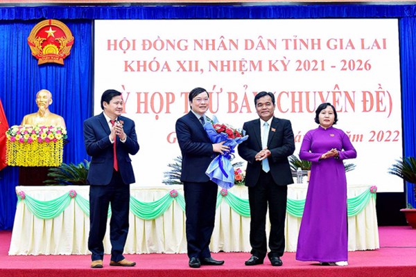 Ông Trương Hải Long được bầu giữ chức Chủ tịch UBND tỉnh Gia Lai - Anh 1