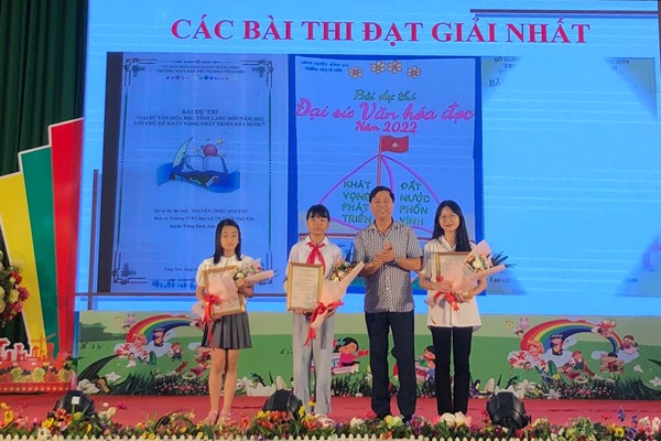Trao giải Cuộc thi Đại sứ văn hóa đọc Lạng Sơn năm 2022 - Anh 1