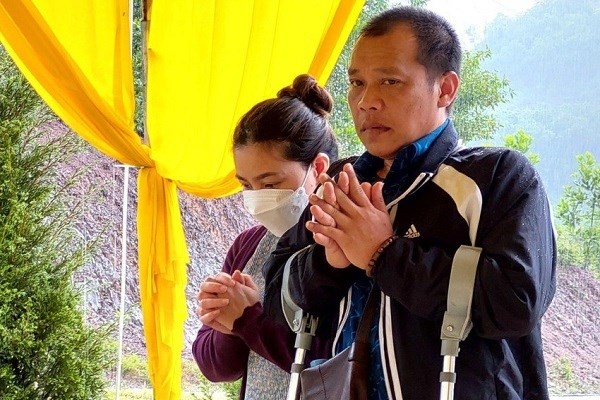 Lâm Đồng: Khởi tố vụ án “Gửi con chữa bệnh chậm phát triển, nhận lại tro cốt” - Anh 1