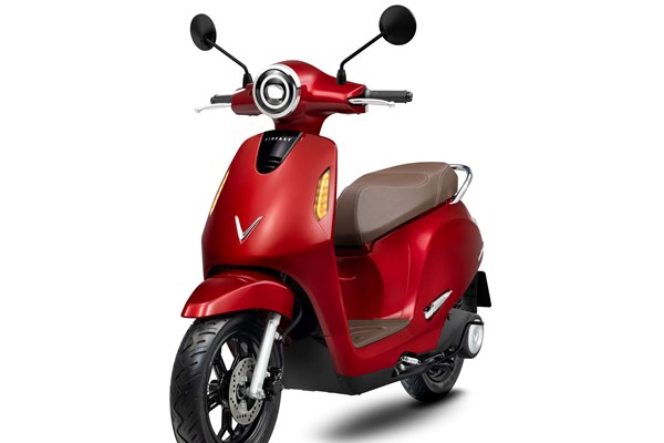 VinFast nhận đặt cọc mẫu xe máy điện Evo200 - Anh 2