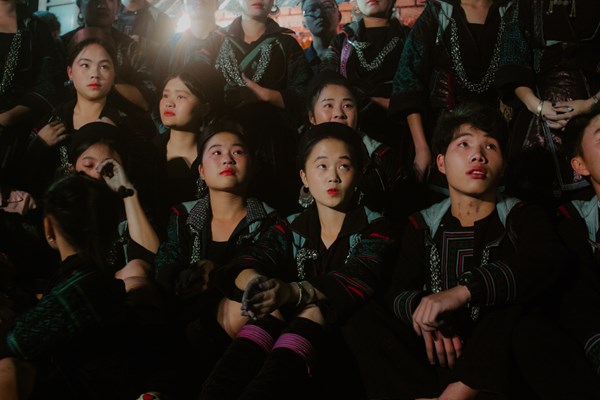 Cuốn hút thực cảnh The Mong Show - Anh 7