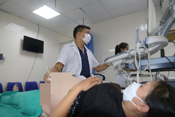 Hà Nội đảm bảo chăm sóc sức khỏe bà mẹ và trẻ sơ sinh:  Góp phần nâng cao chất lượng dân số - Anh 1