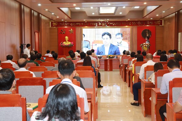 Báo chí truyền thông với sự phát triển kinh tế biển bền vững - Anh 1
