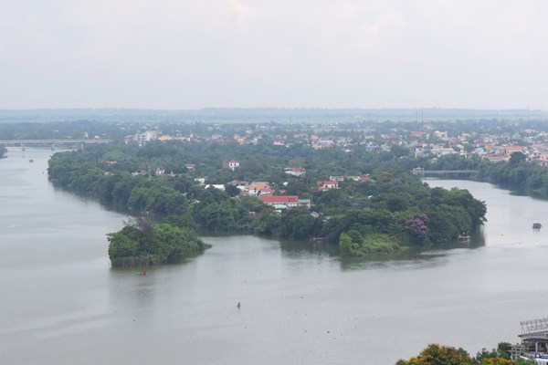 Gỡ khó cho Cồn Hến - Anh 1