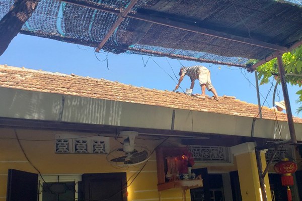 Miền Trung khẩn trương giằng chống, bảo vệ di tích trước bão số 4 - Anh 3