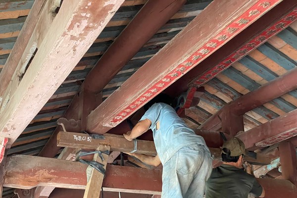 Miền Trung khẩn trương giằng chống, bảo vệ di tích trước bão số 4 - Anh 2