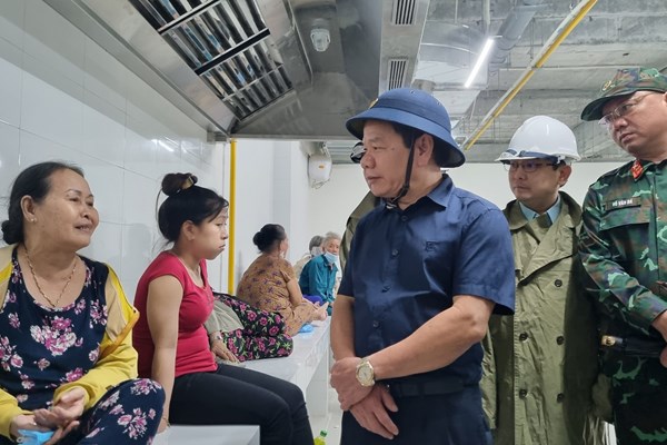 Quảng Ngãi: Tập trung công tác ứng phó bão số 4, đảm bảo an toàn cho người dân - Anh 2