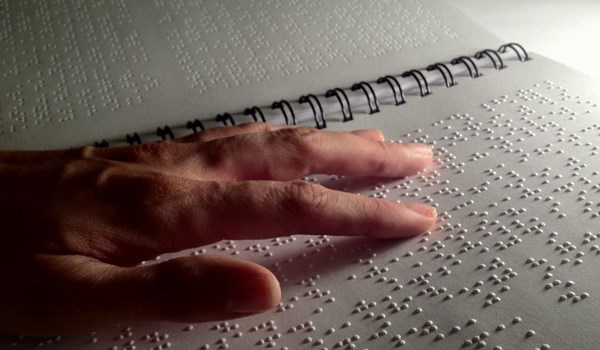 Bảo hộ quyền tác giả cho người khuyết tật - Anh 2