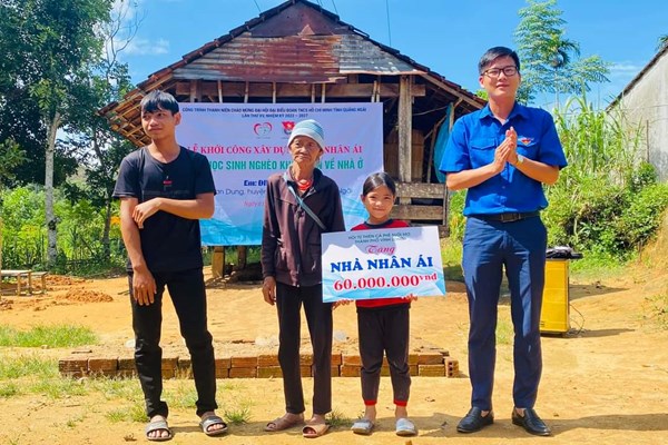 Tuổi trẻ Quảng Ngãi góp sức xây dựng nền văn hóa tiên tiến, đậm đà bản sắc dân tộc - Anh 3