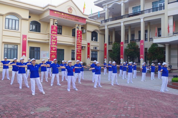 Lan tỏa phong trào thể dục dưỡng sinh - Anh 2