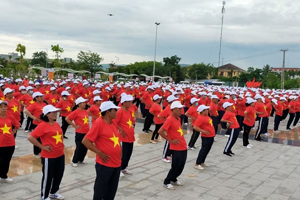 Lan tỏa phong trào thể dục dưỡng sinh - Anh 1