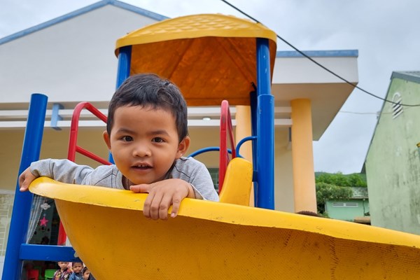 Quảng Ngãi: Lão nông hiến đất xây trường học - Anh 3