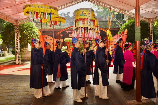 Lễ tưởng niệm ngày hóa  Đức Thánh Huyền Thiên Trấn Vũ: Bảo tồn nét đẹp văn hóa truyền thống - Anh 4