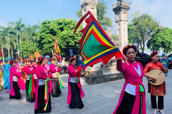 Lễ tưởng niệm ngày hóa  Đức Thánh Huyền Thiên Trấn Vũ: Bảo tồn nét đẹp văn hóa truyền thống - Anh 3